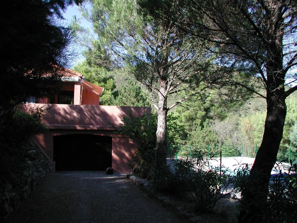 Chambres D'Hote L'Amandiere A Cucugnan Luaran gambar